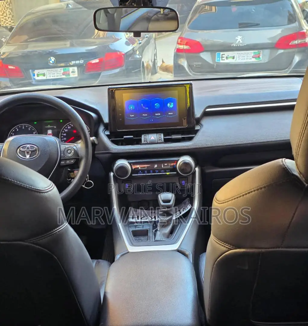 Toyota RAV4 2021 Blanc