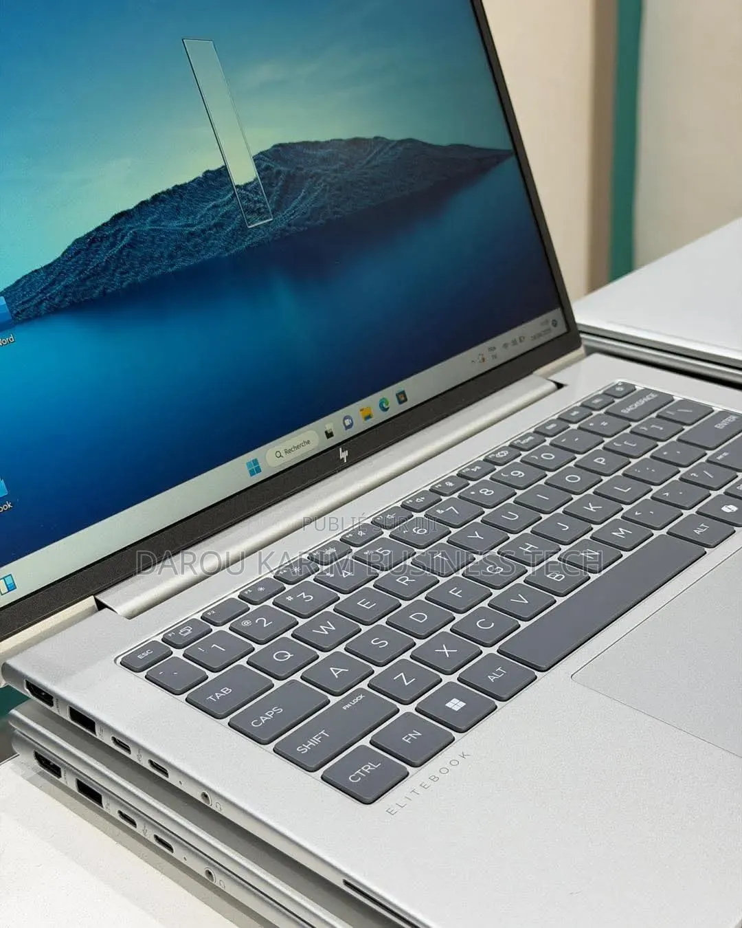 Nouveau HP EliteBook 640 G11 16GB AMD Ryzen 5 SSD 512GB
