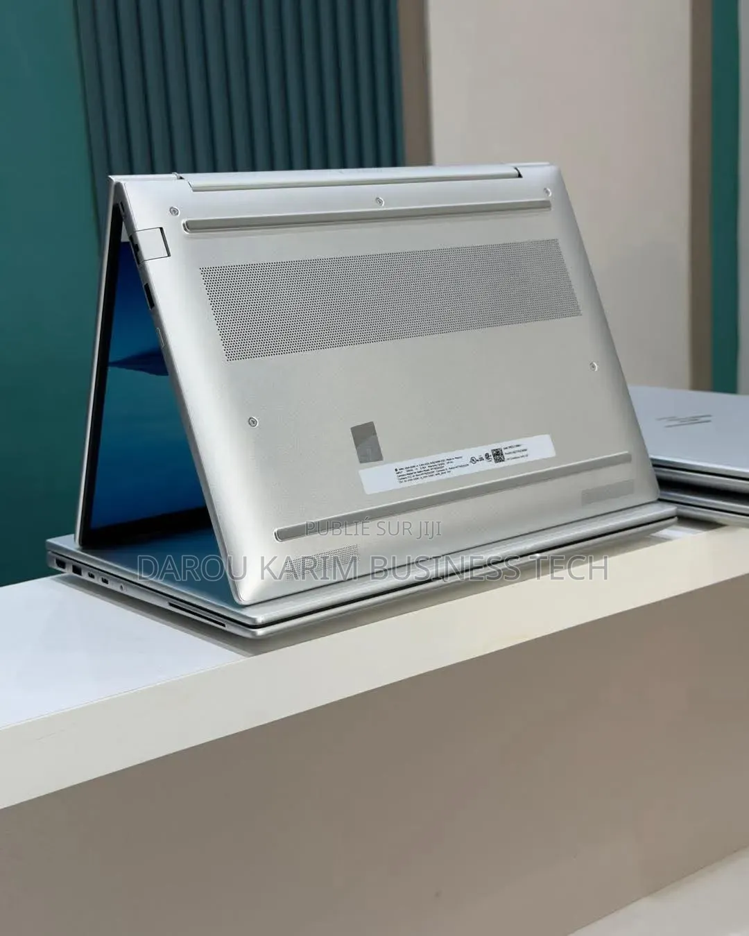 Nouveau HP EliteBook 640 G11 16GB AMD Ryzen 5 SSD 512GB