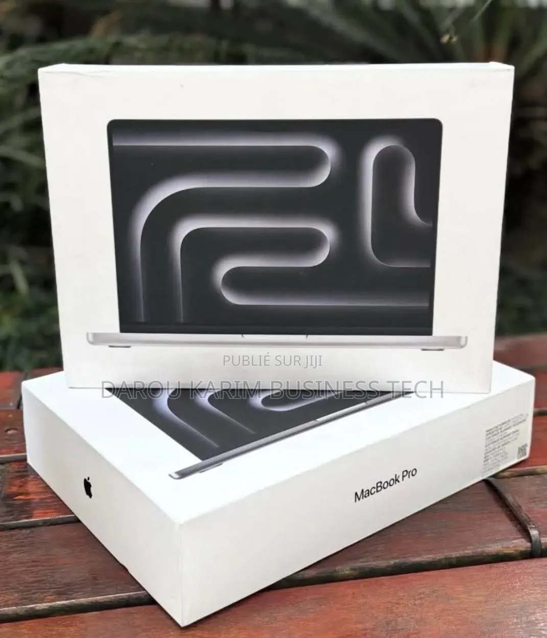 Nouveau Apple MacBook Pro 2026 M5 Max 16-inch 36GB Apple M5 Max SSD 2T
