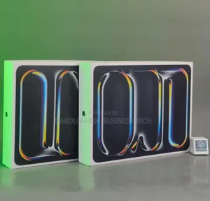 Nouveau Apple iPad Pro 13 (2025) 256 GB Autre