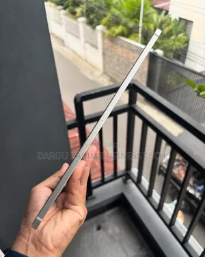 Nouveau Apple iPad Pro 12.9 (2021) 256 GB Autre