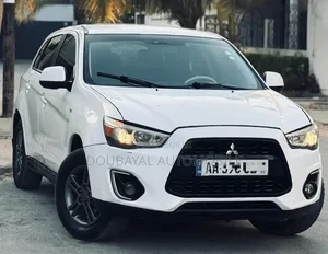 Mitsubishi RVR 2013 Blanc