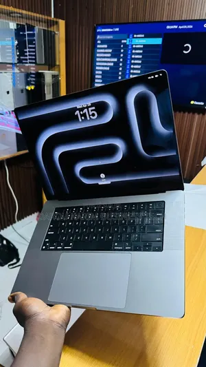 Nouveau Apple MacBook Pro 2021 M1 32GB Apple M1 Pro SSD 512GB