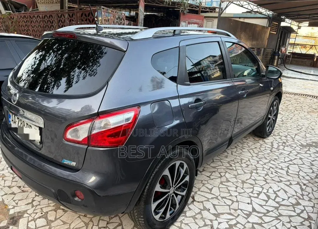 Nissan Qashqai 2012 Gris