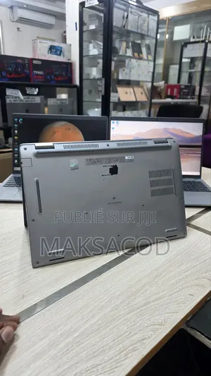 Ordinateur portable Dell Precision 3561 16GB Intel Core i7 SSD 256GB