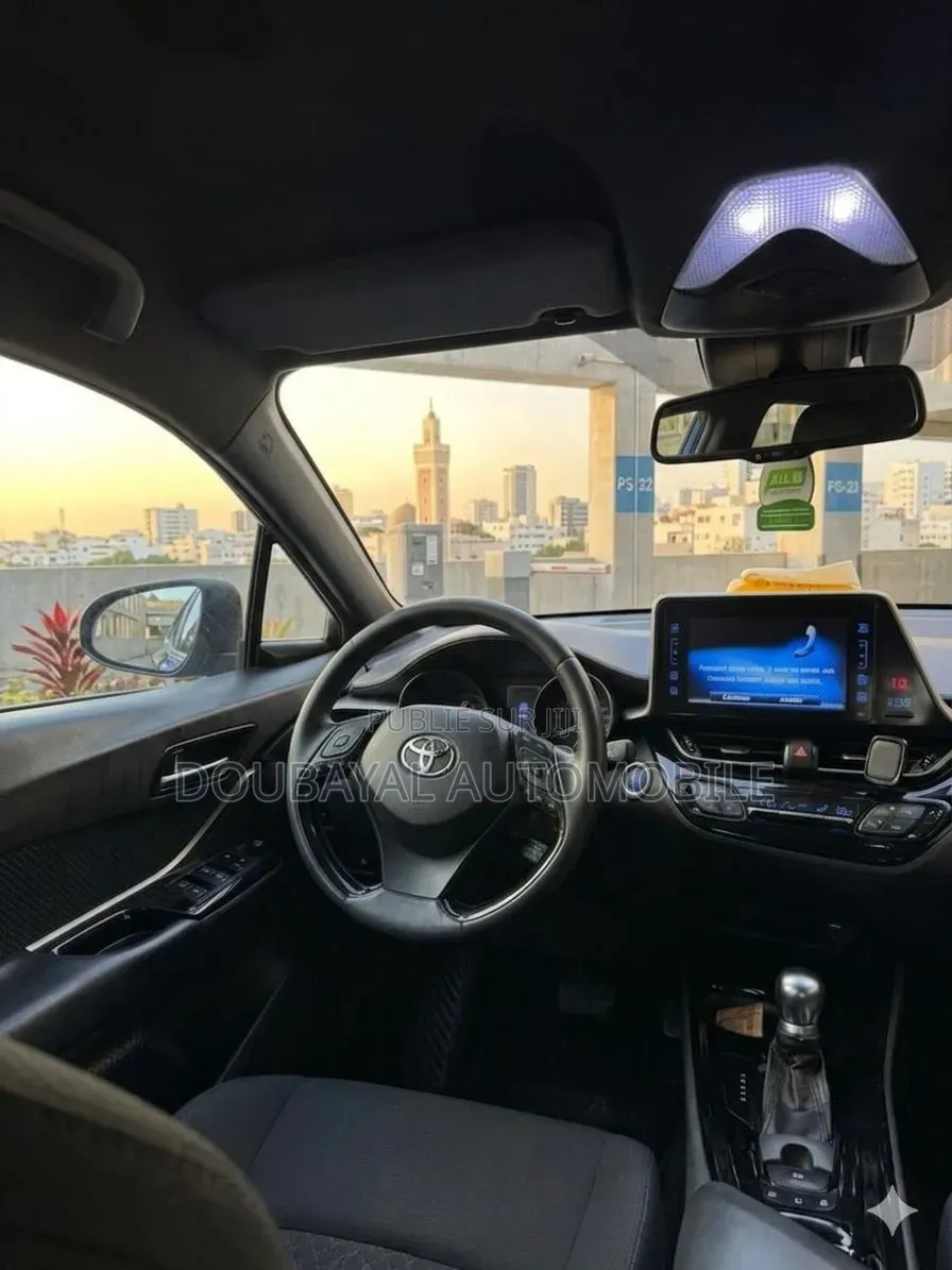 Toyota C-HR 2018 Autre