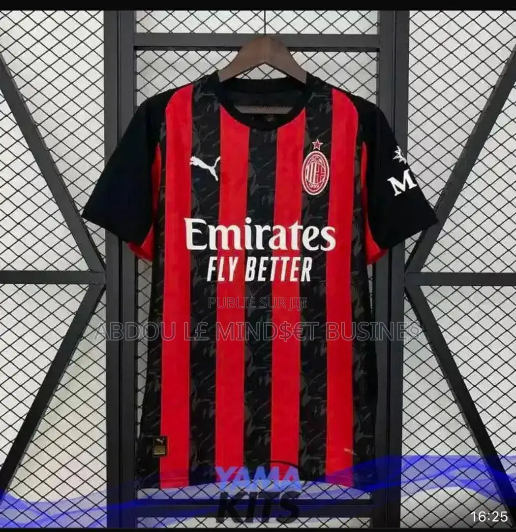 Maillots Ac Milan Disponible