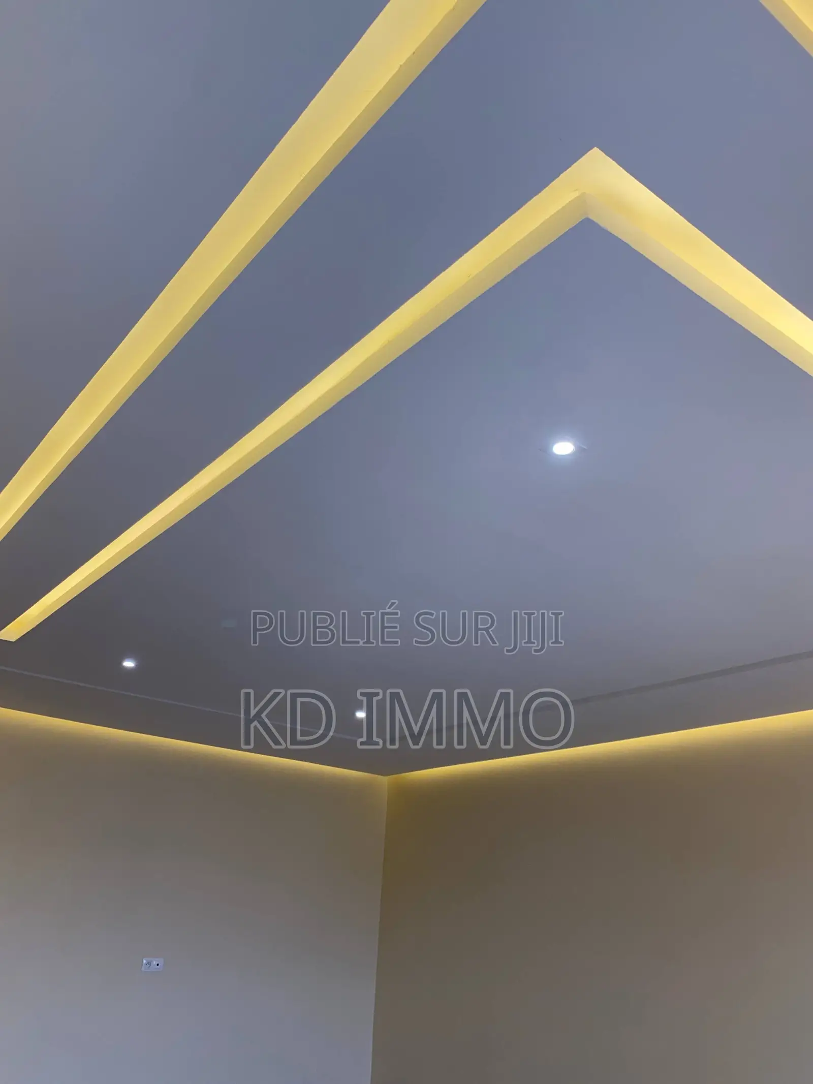 3chbre Appartement dans 2Kd Immo, Dagoudane à Louer