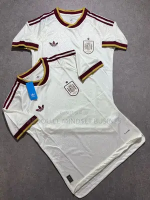 Maillots Espagne CDM 26 Disponible