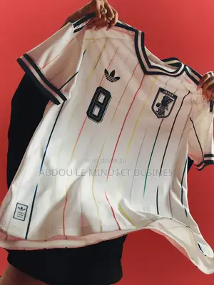 Maillots Japon CDM 26 Disponible