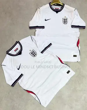 Maillots Angleterre CDM 26 Disponible