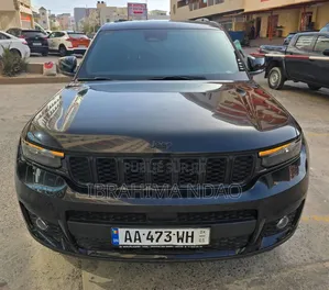 Nouveau Jeep Grand Cherokee 2024 Noir