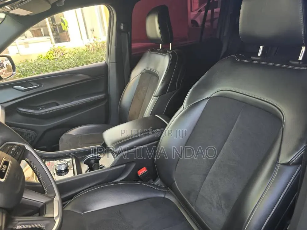 Nouveau Jeep Grand Cherokee 2024 Noir