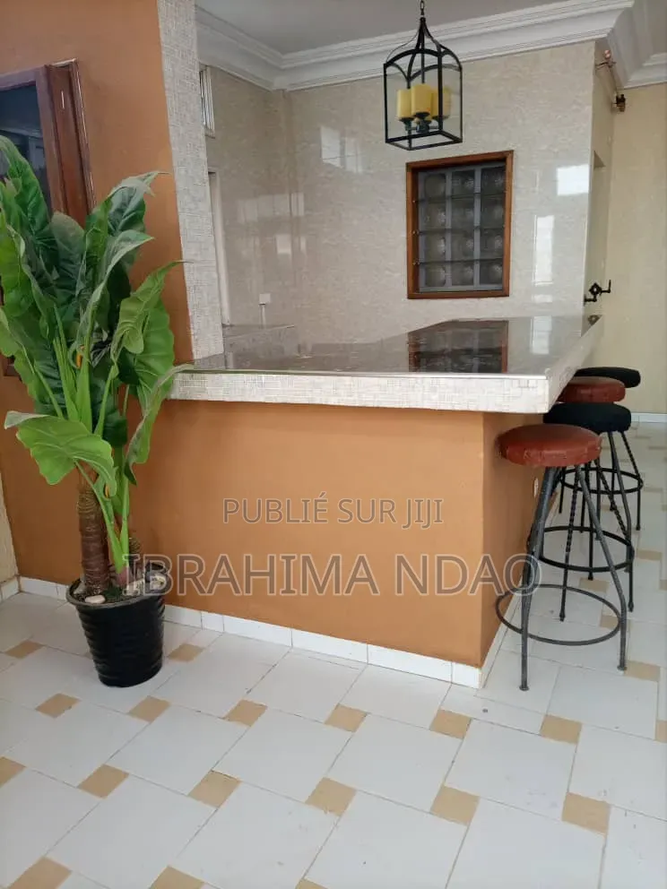 Meublé 8chbre Maison dans Ibou Imo, Thiaroye à Vendre
