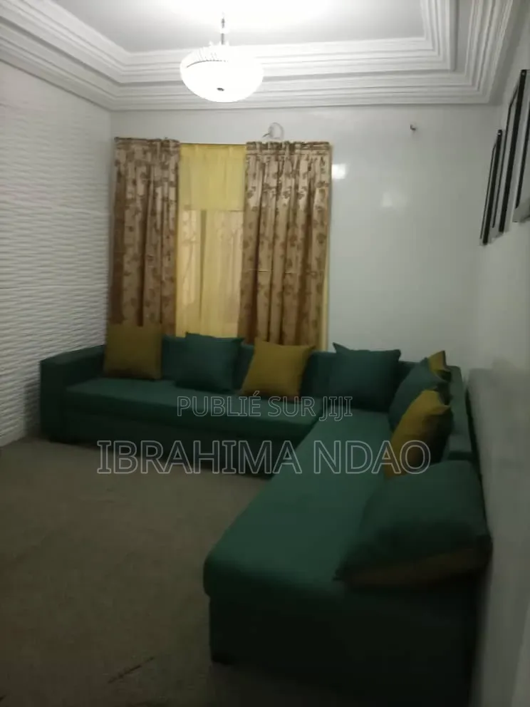 Meublé 8chbre Maison dans Ibou Imo, Thiaroye à Vendre
