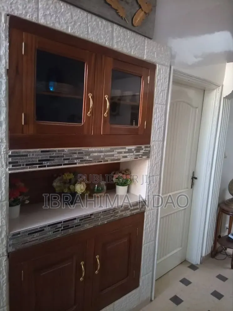 Meublé 8chbre Maison dans Ibou Imo, Thiaroye à Vendre