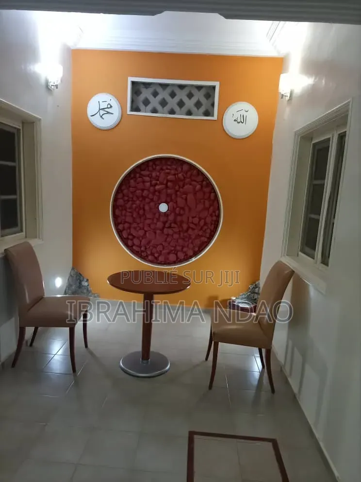 Meublé 8chbre Maison dans Ibou Imo, Thiaroye à Vendre