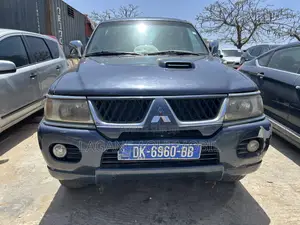 Mitsubishi Nativa 2007 Bleu