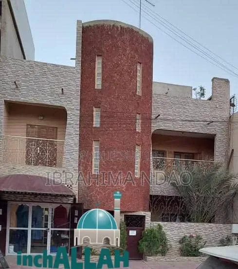 10chbre Maison dans Ibou Imo, Dakar Plateau à Vendre
