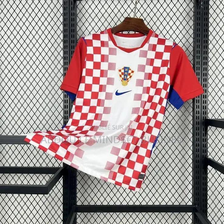 Maillots Croatie CDM 26 Disponible