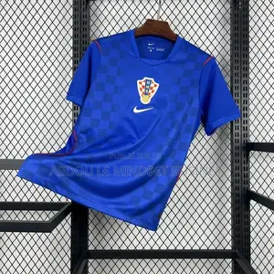 Maillots Croatie CDM 26 Disponible