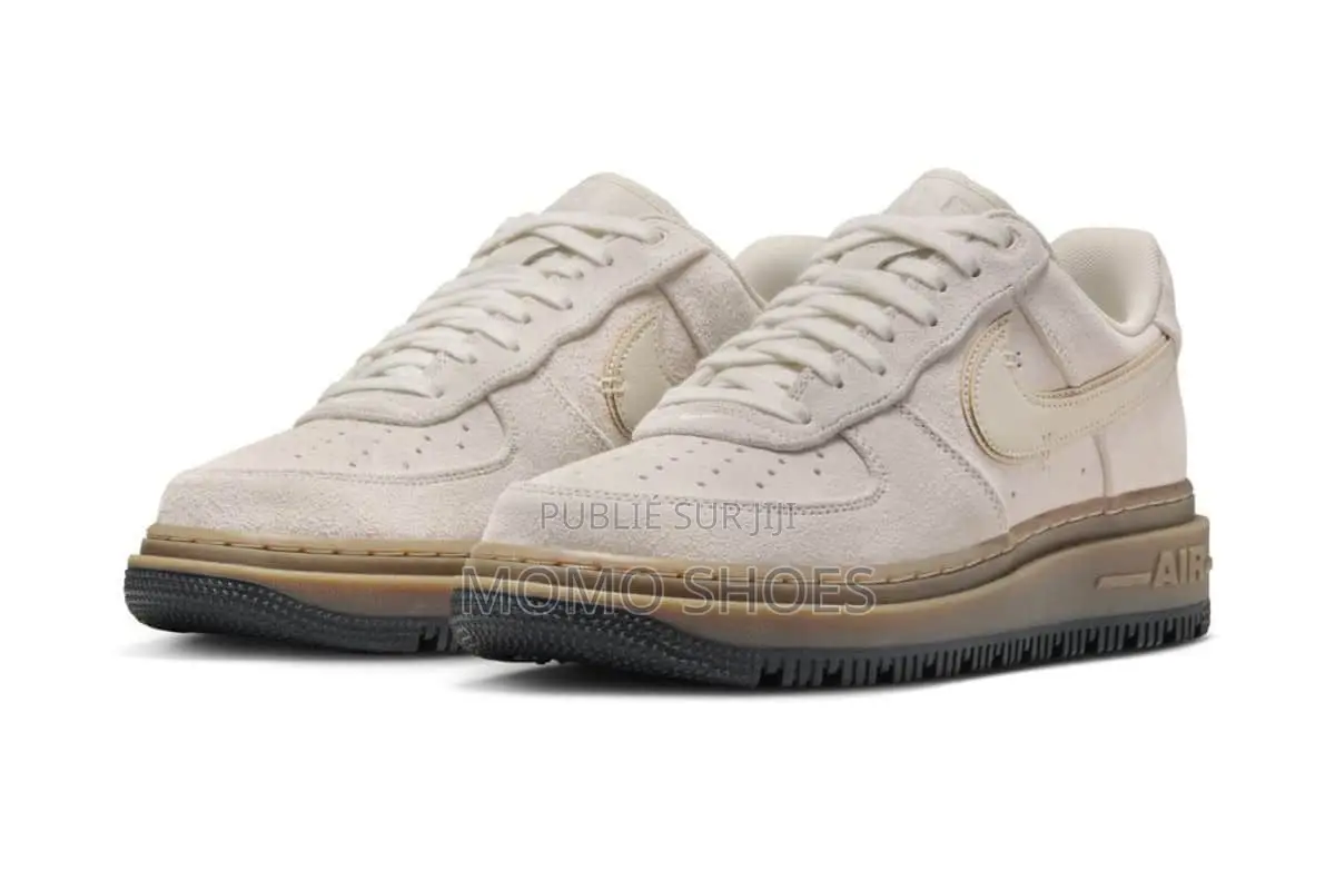 Nike Air Force 1 Luxe – Élégance Premium Confort Iconique