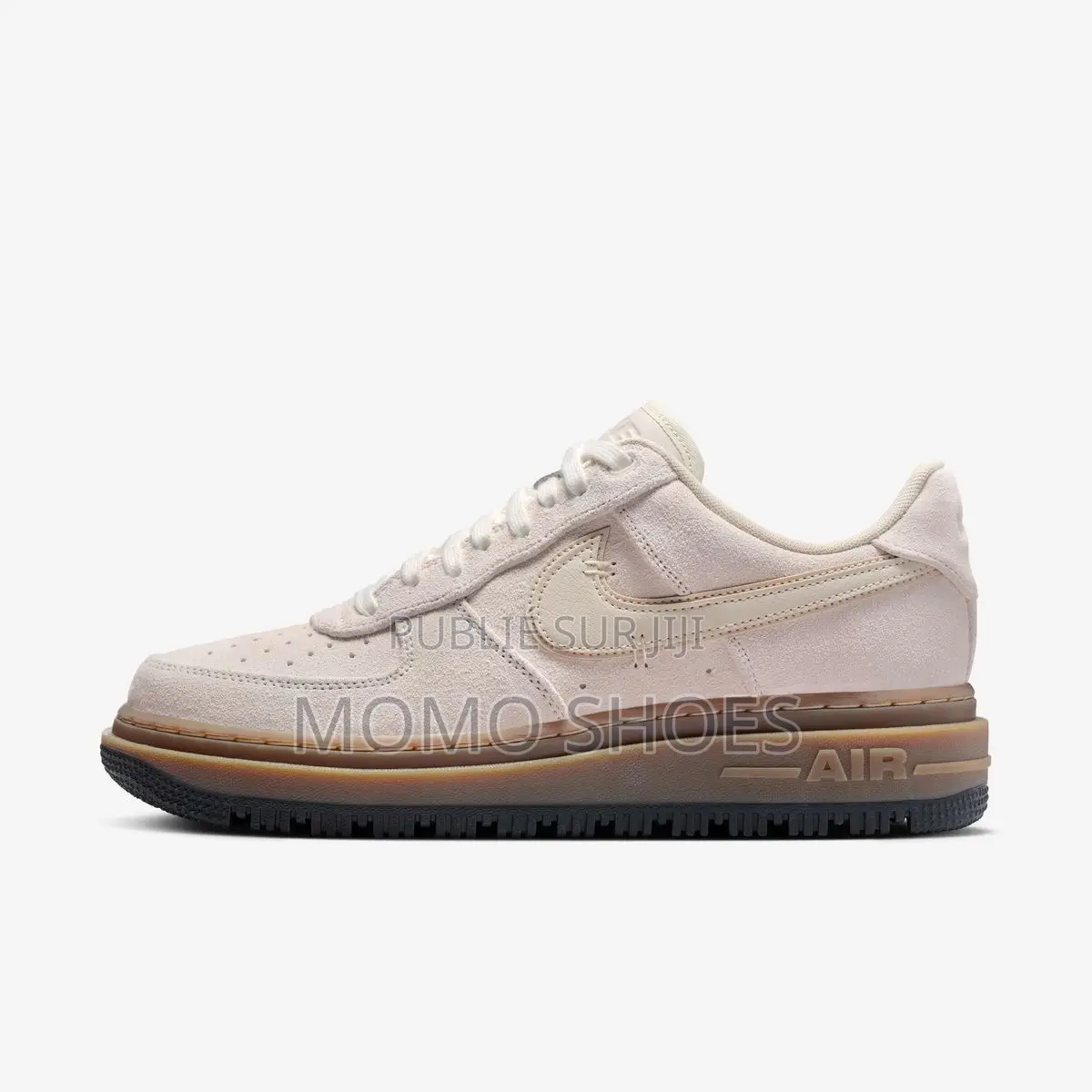 Nike Air Force 1 Luxe – Élégance Premium Confort Iconique