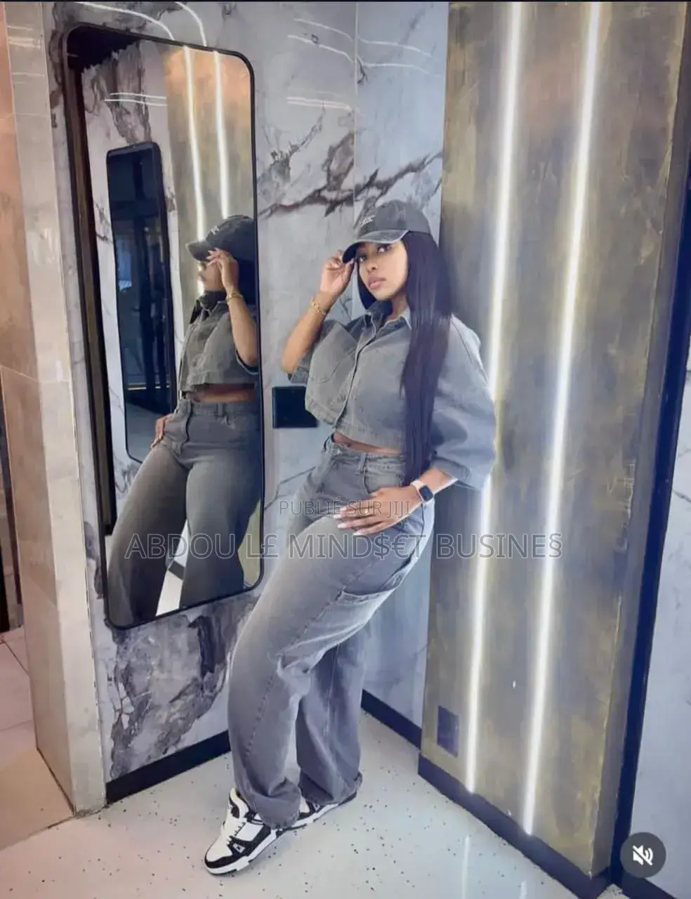 Ensemble Body Jean Et Bas Large Disponible