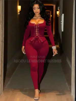 Ensemble Veste Bas Serré Disponible