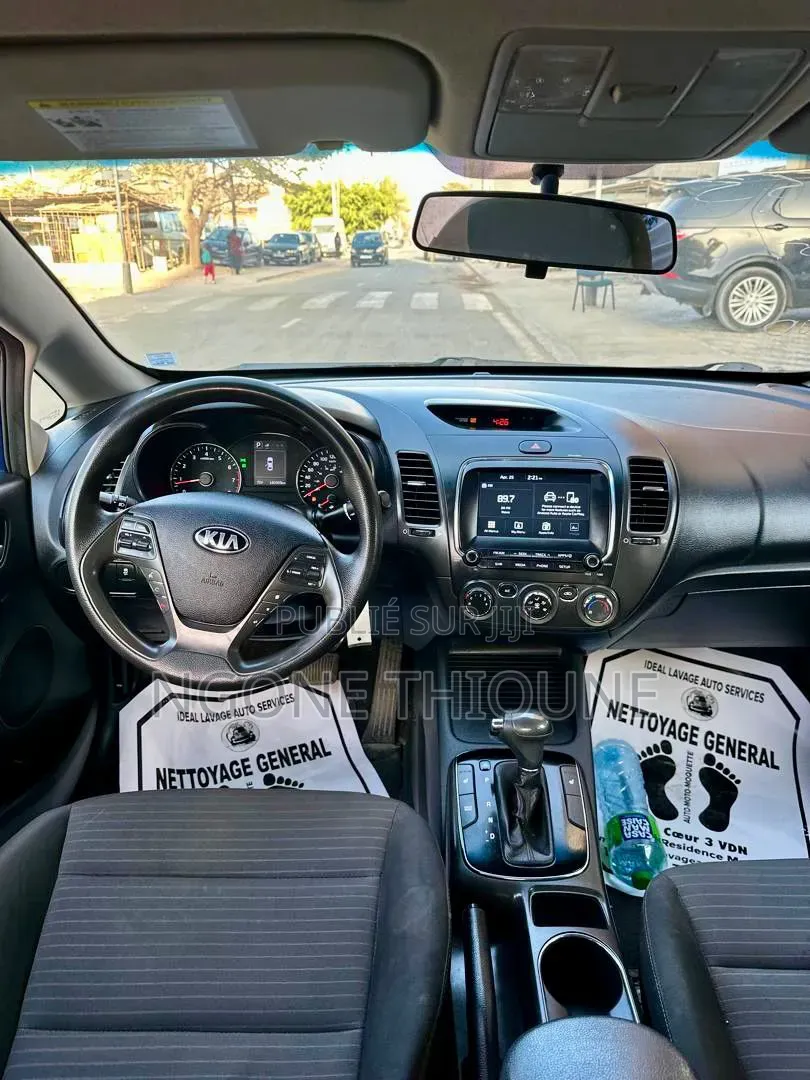 Kia Forte S Sedan 2018 Bleu