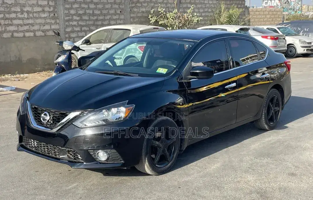 Nissan Sentra S 2016 Noir