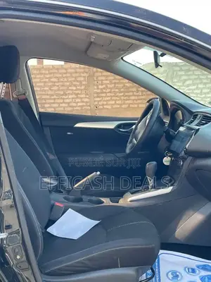 Nissan Sentra S 2016 Noir