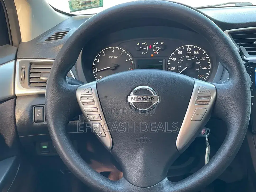 Nissan Sentra S 2016 Noir