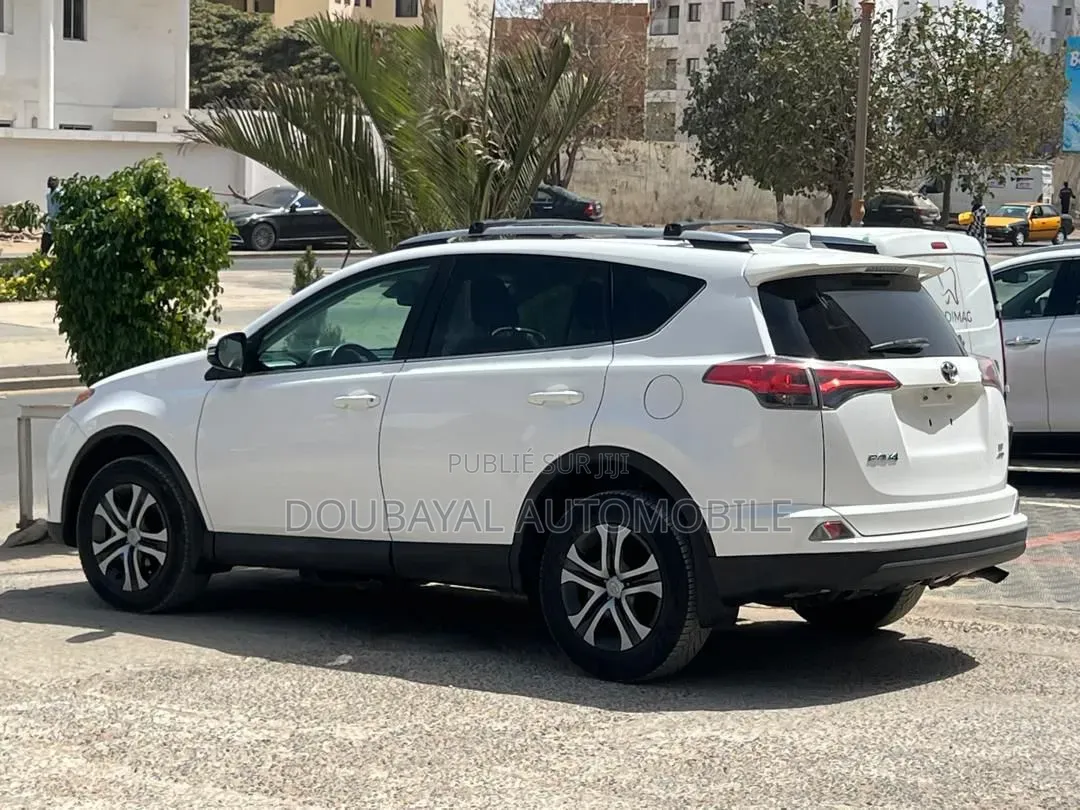 Toyota RAV4 2018 Blanc