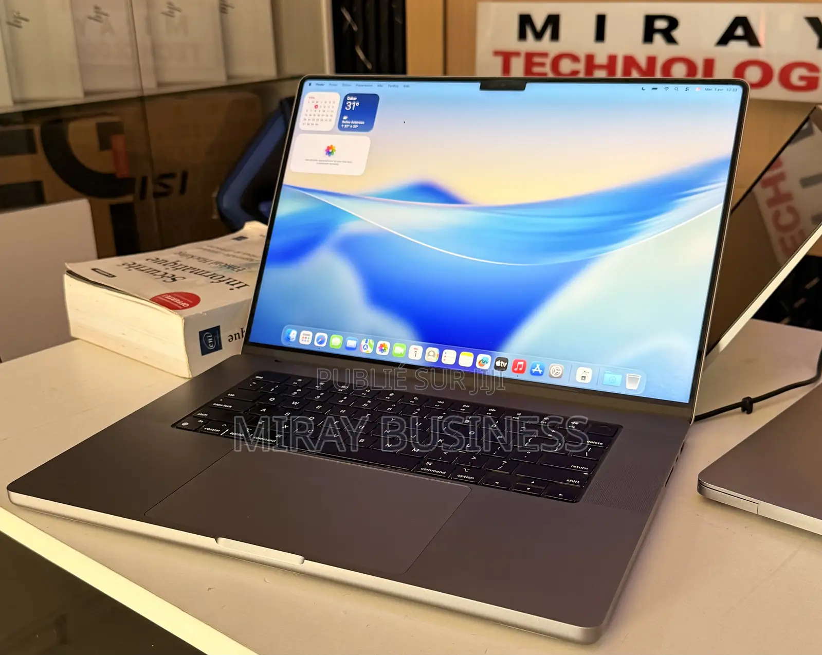 Ordinateur portable Apple MacBook Pro 2023 M2 16GB Apple M2 SSD 500GB