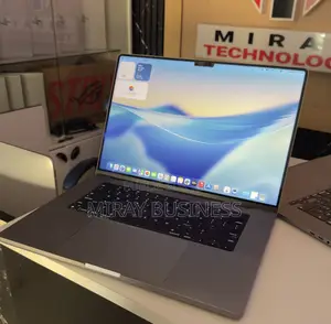 Ordinateur portable Apple MacBook Pro 2023 M2 16GB Apple M2 SSD 500GB