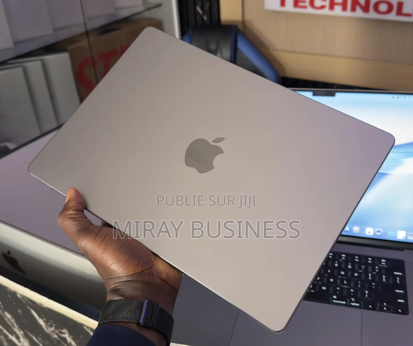 Apple MacBook Pro 2023 M3 14-inch 8GB Apple M3 SSD 500GB