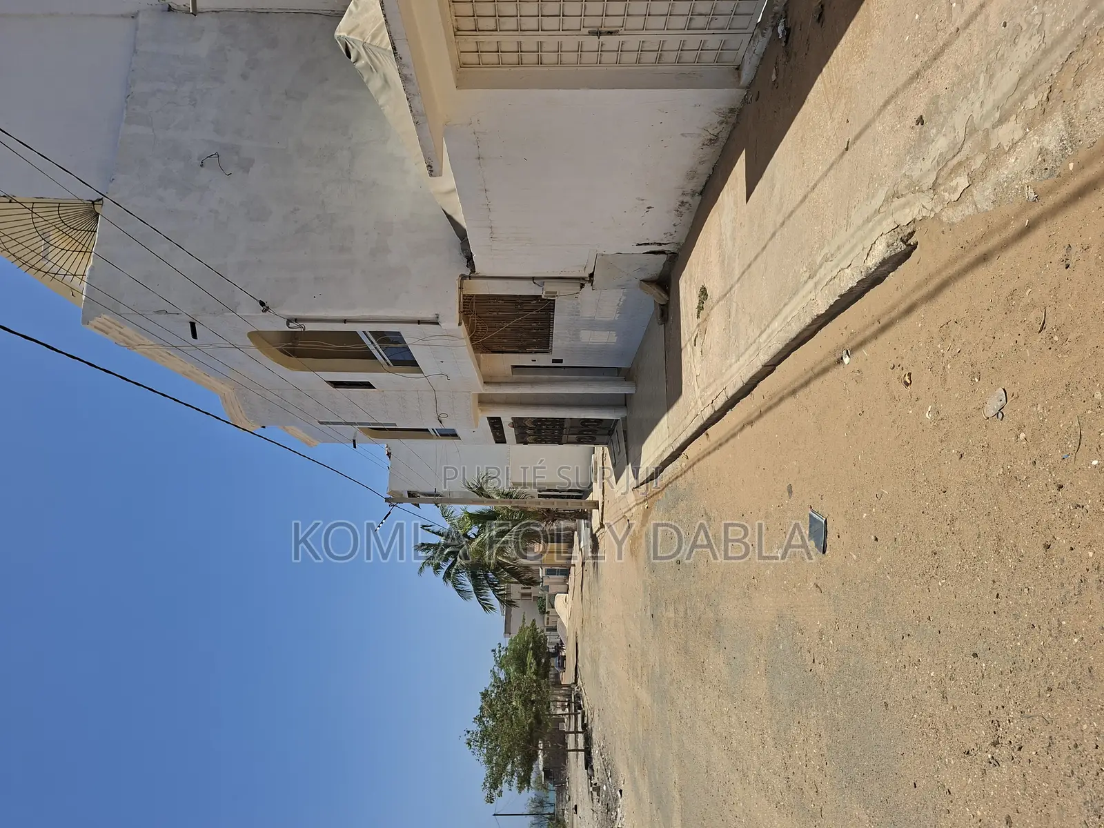 2chbre Villa dans Villa Jehova Shama, Rufisque à Vendre