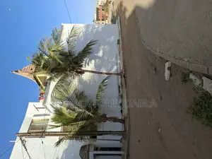 2chbre Villa dans Villa Jehova Shama, Rufisque à Vendre
