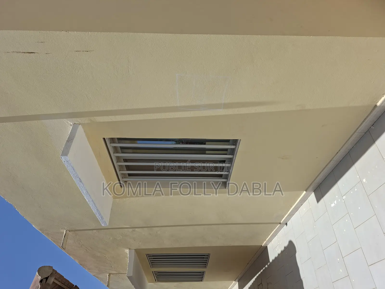 2chbre Villa dans Villa Jehova Shama, Rufisque à Vendre