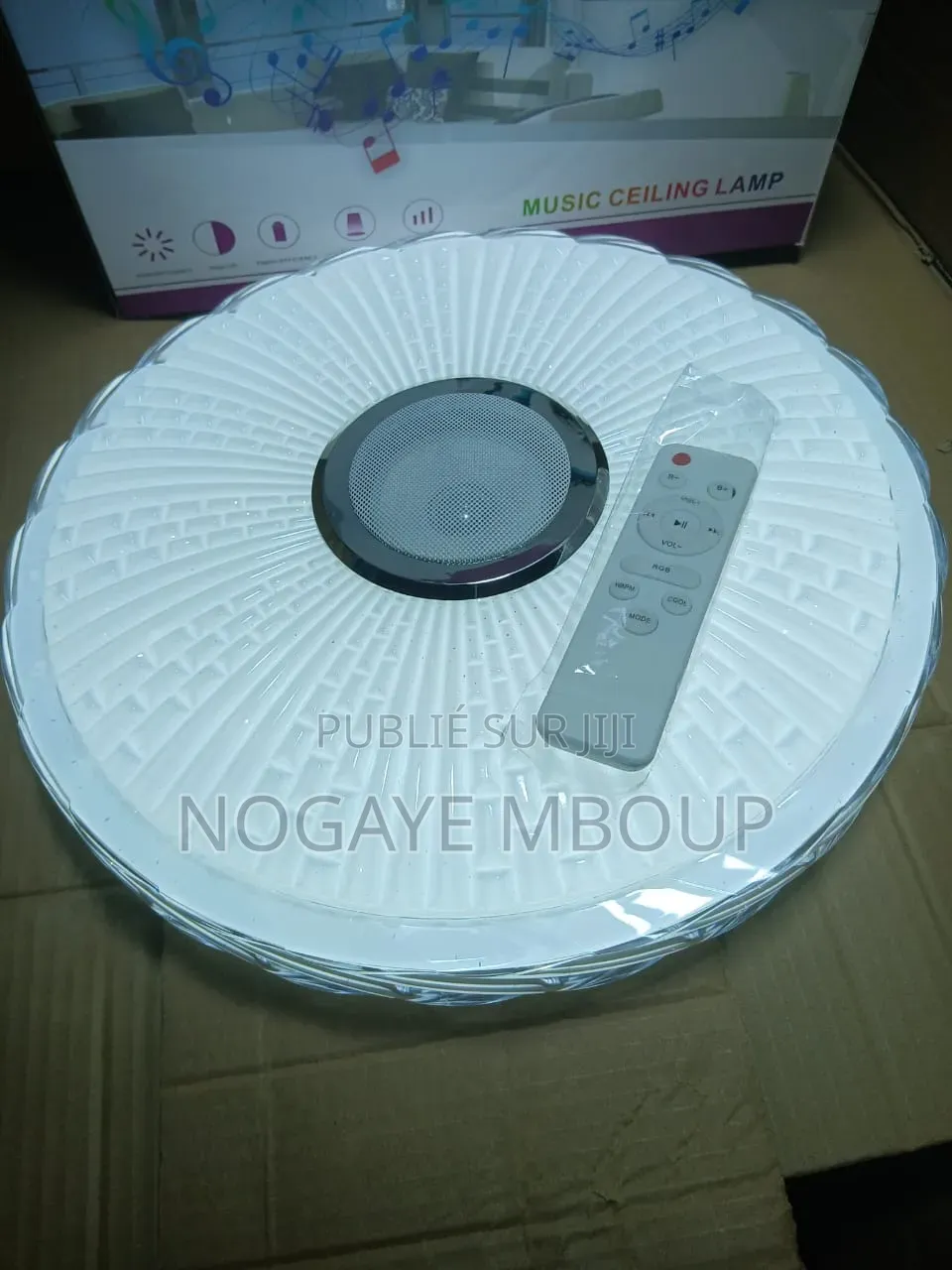 Lampe Led Bluetooth Multicolore Avec Télécommande