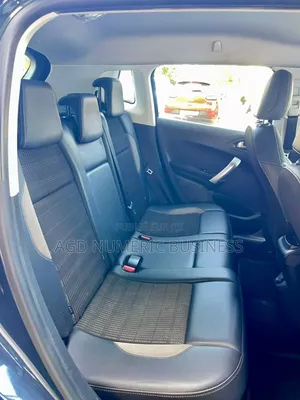 Peugeot 2008 1.2 PureTech (155 Hp) 2019 Noir