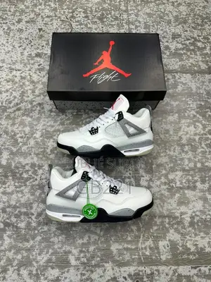 Air Jordan 4
