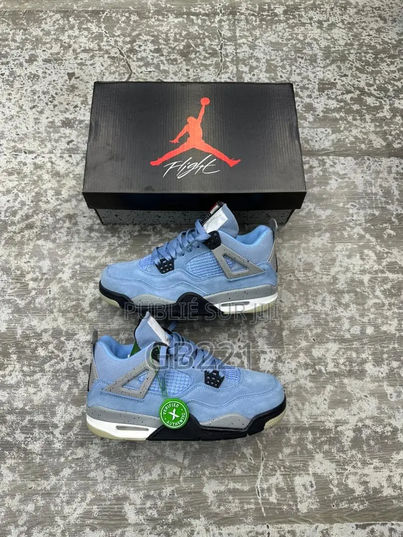 Air Jordan 4