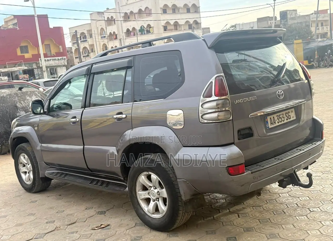 Toyota Land Cruiser Prado 2010 Gris