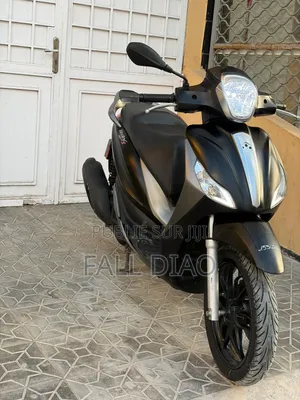 Piaggio Trotinette 2023 Noir