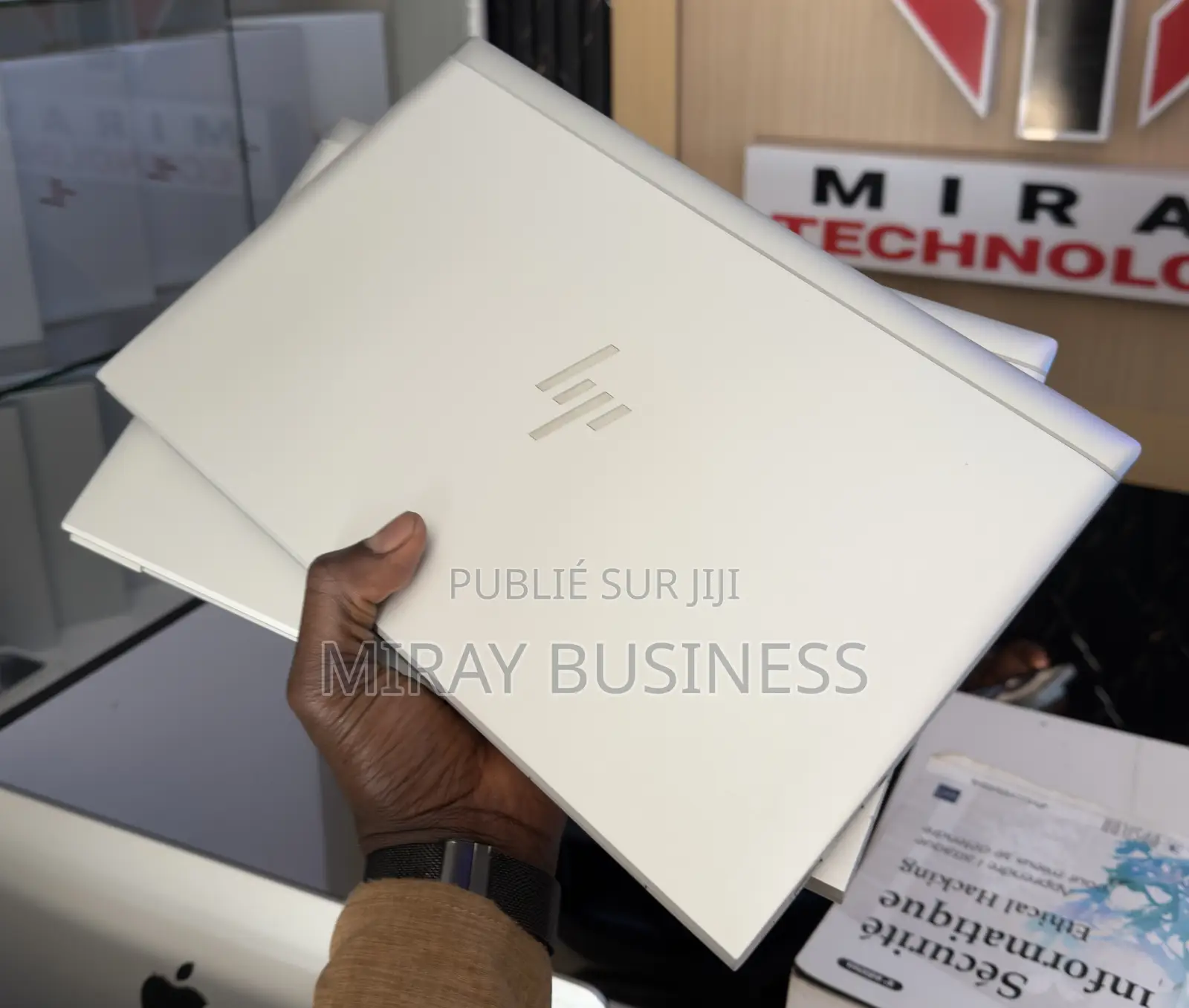 Ordinateur portable HP EliteBook 835 G7 16GB AMD Ryzen 5 SSD 256GB