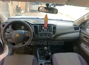 Mitsubishi L200 2018 Blanc