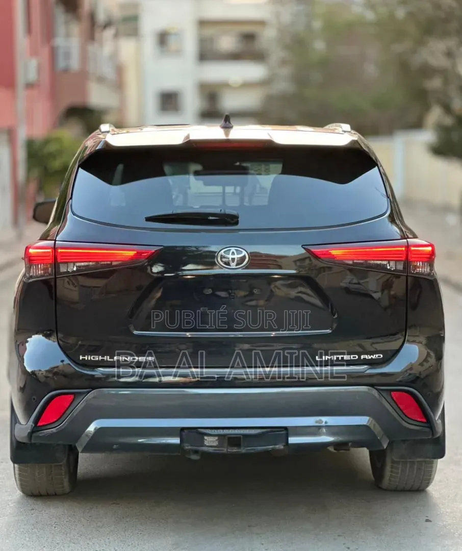 Toyota Highlander 2021 Noir